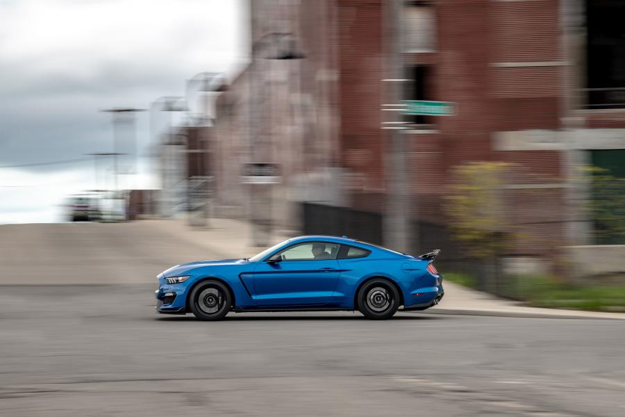  Shelby GT350 2018 года  (фото 37 из 40)